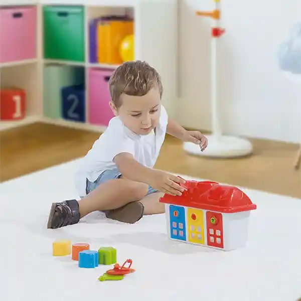  Dolu Happy House – Jouet Trieur de Formes avec Portes Verrouillables