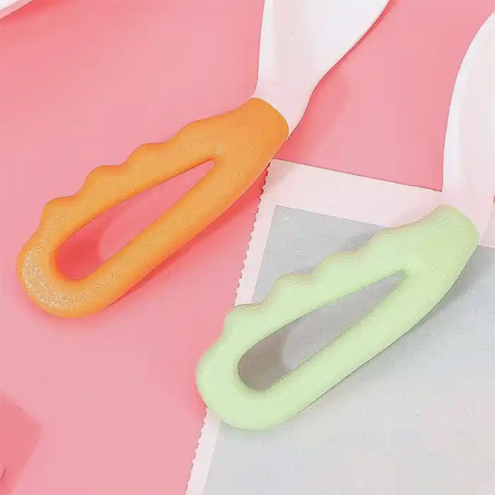 Lot 2 Cuillères Bébé Auto-Alimentation Courtes Ergonomiques, Sans BPA