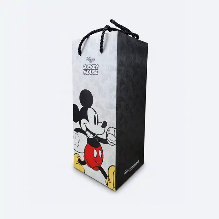 Gourde Mickey Isotherme – Hydratation Saine et Ludique